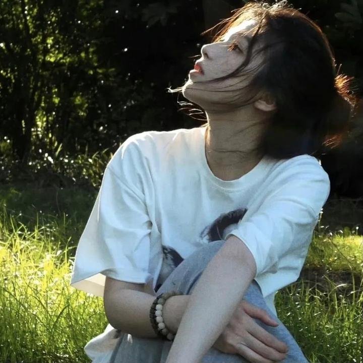 隔窗有眼